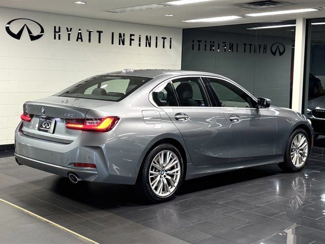 2024 BMW 3 Series 330i xDrive - No Accidents | Apple CarPlay in Cars & Trucks in Calgary - Image 4