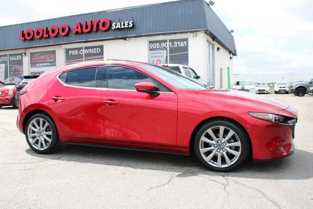 2020 Mazda MAZDA3 in Cars & Trucks in Oakville / Halton Region