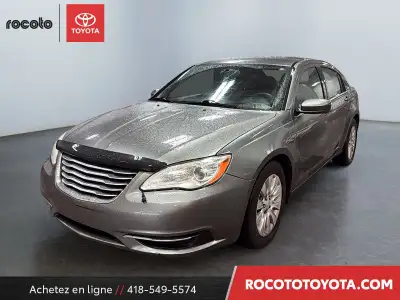 Engine: Moteur à 4 cylindres 2.4L/144CI L/100Km City: 10.5 L/100Km Hwy: 6.7