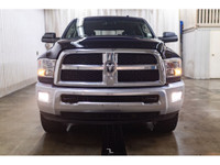 **ACCIDENT FREE - MECHANICALLY CERTIFIED** 130,237 KM This 2017 Ram 3500 4x4 Crew Cab SLT Longbox is... (image 3)