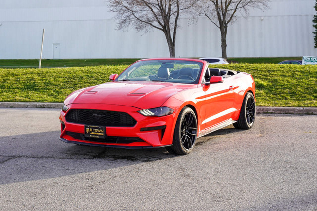 2020 Ford Mustang Ecoboost Premium Convertible in Cars & Trucks in Mississauga / Peel Region - Image 2