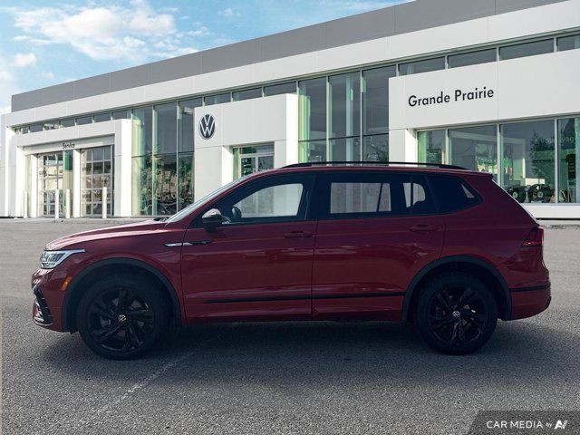 2024 Volkswagen Tiguan Comfortline R-Line Black Edition in Cars & Trucks in Grande Prairie - Image 2