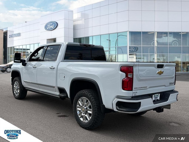 2024 Chevrolet Silverado 3500HD High Country BLIND SPOT ASSIS... in Cars & Trucks in Calgary - Image 4