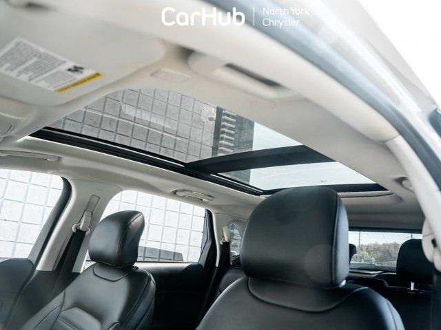 2019 Ford Edge SEL AWD Panoroof Lane Keep Syst Heated Seats in Cars & Trucks in City of Toronto - Image 4