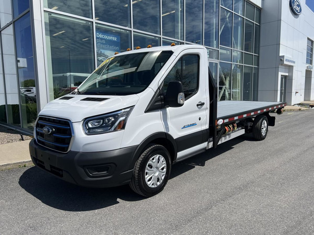 2023 Ford E-Transit T-350 PA 178 po PNBV de 9 500 lb RARS Ford E in Cars & Trucks in Longueuil / South Shore