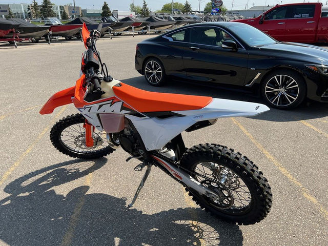 2023 KTM 250 XC in Street, Cruisers & Choppers in Winnipeg - Image 3