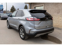 CLEAN CARFAX, NICE VEHICLE! - Backup Camera - Bluetooth - Apple CarPlay & Android Auto - Heated Seat... (image 4)