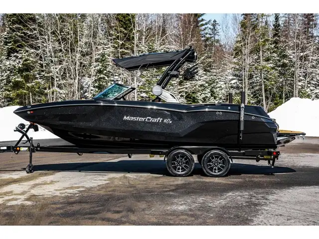 2025 Mastercraft NXT 22 in Powerboats & Motorboats in Québec City - Image 2