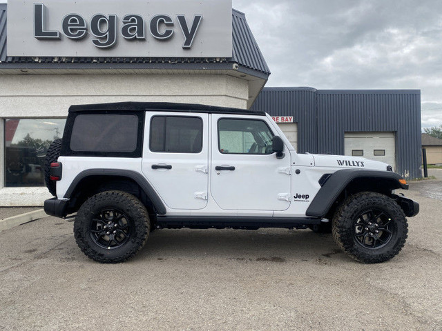 2024 Jeep Wrangler Willys 3.6L V6 in Cars & Trucks in Lethbridge - Image 3