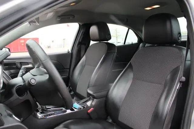 2016 Chevrolet Malibu Limited LT dans Autos et camions dans Calgary - Image 14