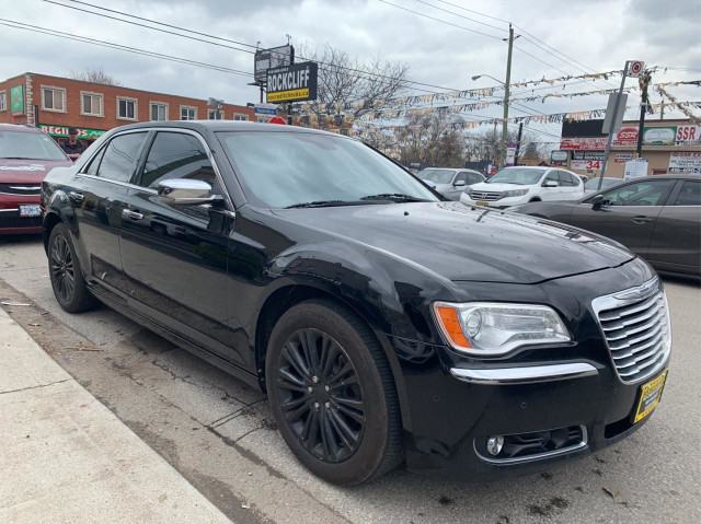 2012 Chrysler 300 Limited in Cars & Trucks in City of Toronto - Image 3