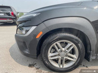 ==== 2022 Hyundai Kona Preferred | Apple CarPlay | Heated Seats | Only 73,000 KM ==== Compact, styli... (image 8)