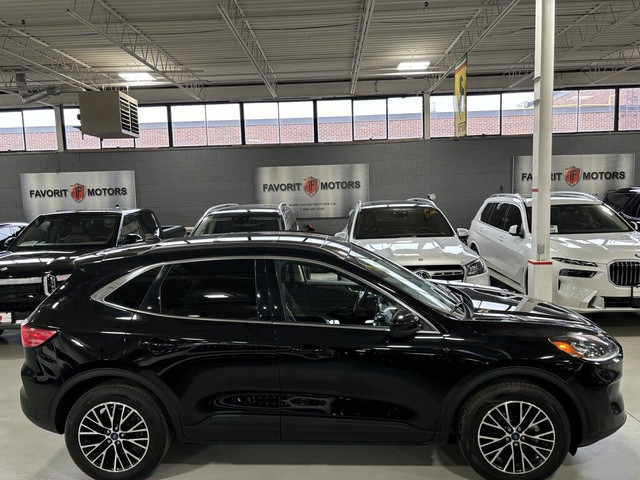 2022 Ford Escape Titanium Plug-In Hybrid|NAV|LEATHER|PANOROOF|CA in Cars & Trucks in City of Toronto - Image 3