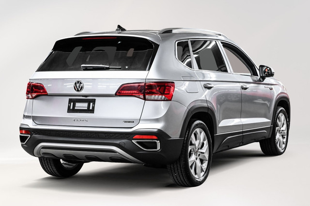 2022 Volkswagen Taos Comfortline 1.5T 7sp at DSG w/ Tip 4M 4 Mot in Cars & Trucks in City of Montréal - Image 4