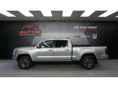 TOYOTA TACOMA SR5 4X4 2023 DOUBLE CAB ÉDITION SR5 V6 3.5 LITRES 4X4 BOITE 6 PIED ** BAS KILOMÉTRAGE...