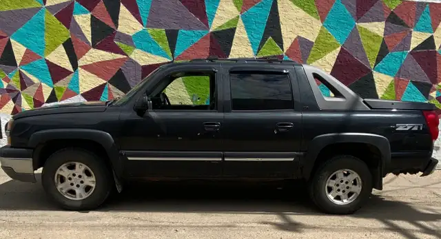 2005 CHEVROLET AVALANCHE K1500 SL62863214630914122