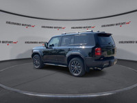 Engine: Gas/Electric Turbo 4cyl 2.4L L/100Km City: 10.7 L/100Km Hwy: 9.5 Safety Equipment ABS And Dr... (image 5)