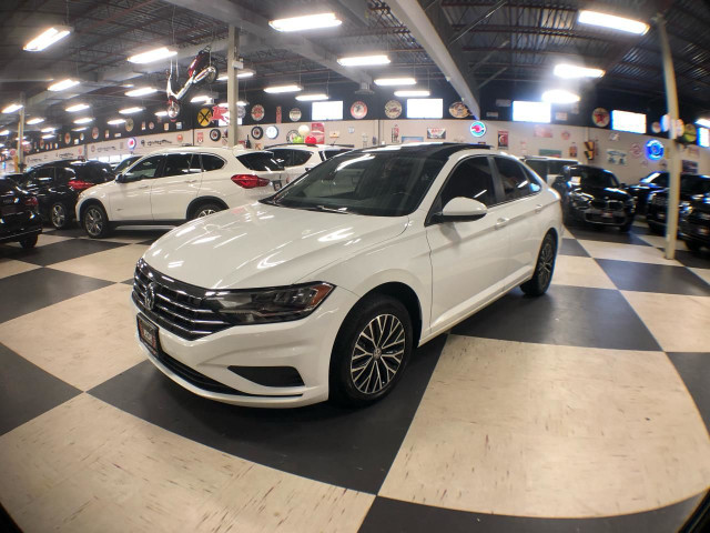 2019 Volkswagen Jetta HIGHLINE LEATHER PANO/ROOF B/SPOT A/CARPL in Cars & Trucks in City of Toronto - Image 4
