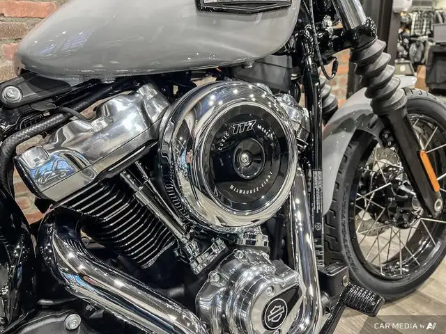 2025 Harley-Davidson FXBB - Street Bob FXBB STREET BOB in Street, Cruisers & Choppers in Calgary - Image 36