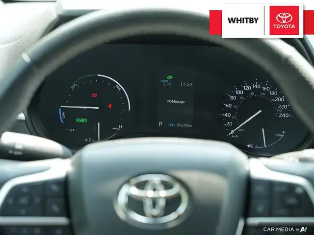 2021 Toyota Sienna LE Hybrid AWD 2.5L / 8-Passenger / Parking Ca in Cars & Trucks in Oshawa / Durham Region - Image 13