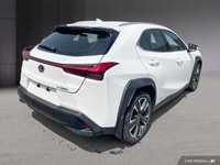 KBB.com Best Resale Value Awards. Only 32,000 Miles This Lexus UX delivers a Gas/Electric I-4 2.0 L/... (image 4)