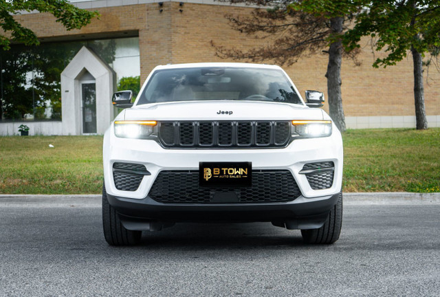 2024 Jeep Grand Cherokee Altitude in Cars & Trucks in Mississauga / Peel Region - Image 2
