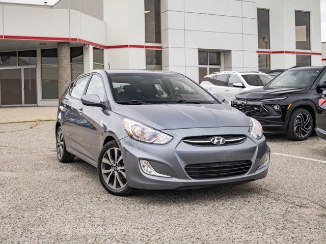 2017 Hyundai Accent SE in Cars & Trucks in Kelowna - Image 2