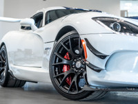 Carget Supercentre is proud to present this beautiful commemorative edition 2017 DODGE VIPER GTS-R A... (image 9)