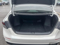 Vehicle Stability Assist (VSA) Electronic Stability Control (ESC), Valet Function, Turn-By-Turn Navi... (image 9)