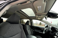 FINANCE OR LEASE PURCHASE PRICE: $39400 + HST + Finance/Lease Fee + Licensing CASH PRICE: $41400 + H... (image 9)