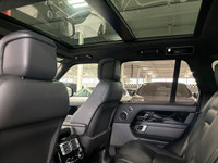 **MONTH-END SPECIAL!** FEATURING : V8 SUPERCHARGED, AWD, POWER REAR RECLINING SEATS, HEADS UP DISPLA... (image 9)