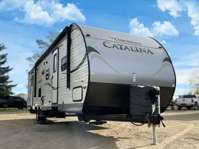 Floor Plan: Two bedroom with 2 queen beds Aftermarket and high value features: I UNIQUE TWO BEDROOM...