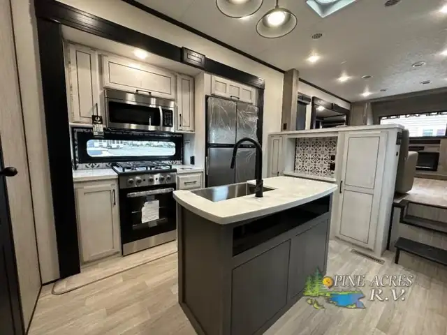 2024 KZ Durango Gold G387FLF (FRONT LIVING) in Travel Trailers & Campers in Truro - Image 17