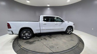 HEATED FRONT SEATS, ADAPTIVE CRUISE CONTROL, NAVIGATION SYSTEM, BLIND SPOT MONITOR, POWER RETRACTABL... (image 8)