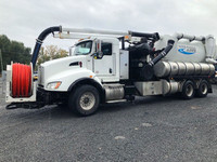 2013 Vactor 2100 Plus PD - Kenworth T440 Sewer Cleaner Combo