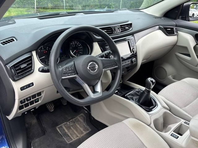 2021 Nissan Qashqai S | 6 Speed Manual | Heated Seats | Reverse in Cars & Trucks in Guelph - Image 3