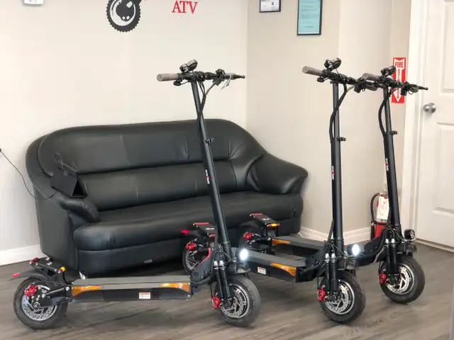 2023 Kick Scooter  Synergy Dual 500 City Elite (Up to 50km) Avai in Scooters & Pocket Bikes in Edmonton - Image 4