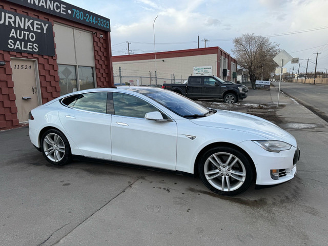 2016 Tesla Model S *** MODEL S 90D *** STILL UNDER WARRANTY ***  in Cars & Trucks in Edmonton - Image 4