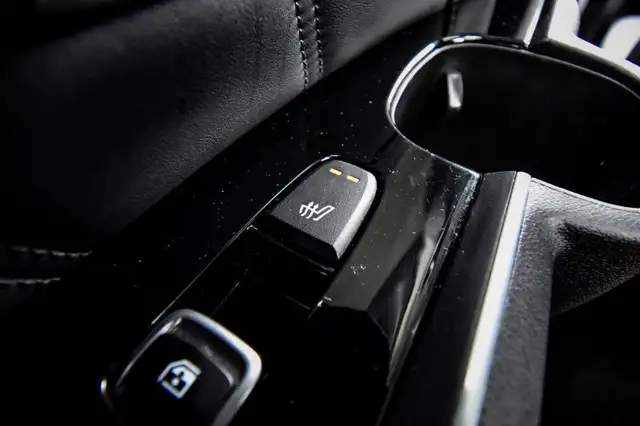 2022 Kia Sorento EX • SUNROOF • POWER LIFTGATE • CP/AA • HEATED  in Cars & Trucks in Kingston - Image 32