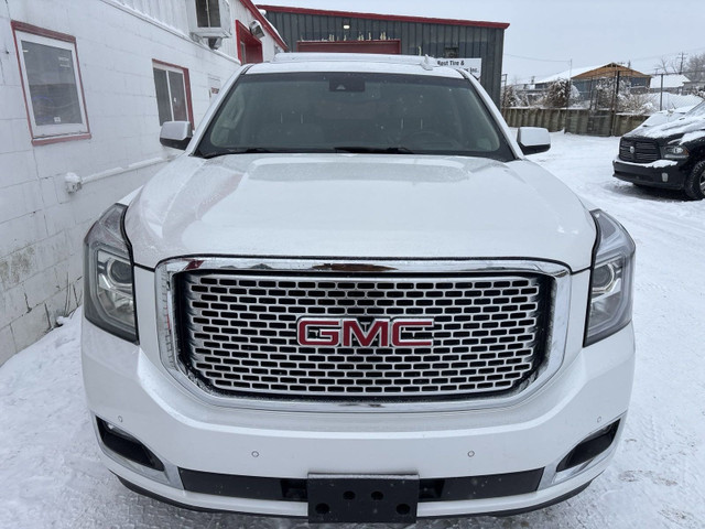 2017 GMC Yukon DENALI | 7 PASSENGER | 4X4 | 6.2L V8 | HEATED LEA in Cars & Trucks in Calgary - Image 2