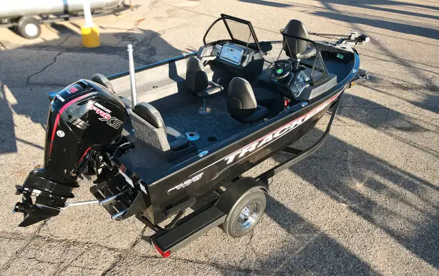 2025 TRACKER PRO GUIDE V-175 Combo -Best Fishing Boat, Mercury in Powerboats & Motorboats in Prince Albert - Image 7