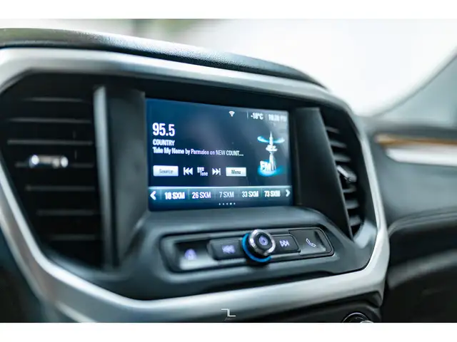 2019 GMC Acadia AWD SLE PSeat BCam in Cars & Trucks in Calgary - Image 17