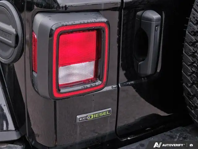 2021 Jeep Wrangler Unlimited Altitude in Cars & Trucks in Mississauga / Peel Region - Image 16