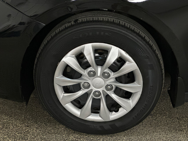 2022 Kia Forte LX LX PLUS/AUTO/AC/POWER GROUP/BLACK! in Cars & Trucks in Belleville - Image 3