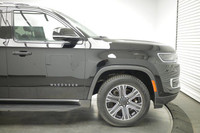 AIR SUSPENSION, NAVIGATION SYSTEM, NAPPA LEATHER-FACED BUCKET SEATS, 5.7L V8 W/ETORQUE ENGINE, 8-SPE... (image 2)