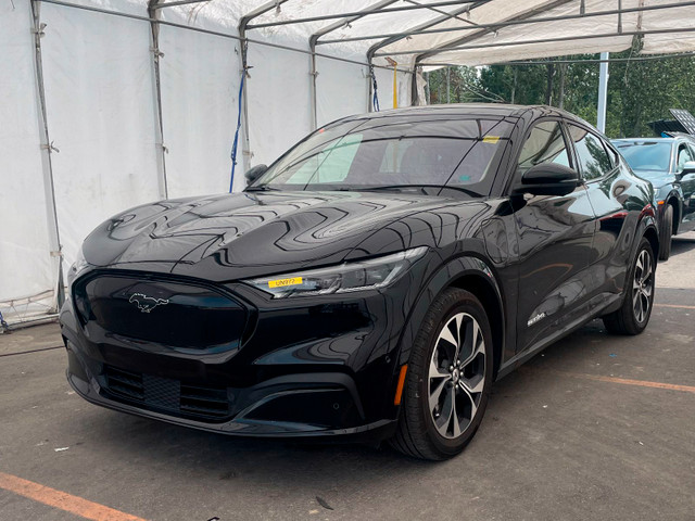 2022 Ford Mustang Mach-E PREMIUM eAWD *AUTONOMIE PROLONGEE* TOIT in Cars & Trucks in Laurentides