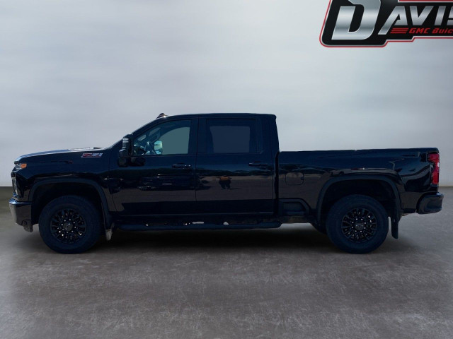 2022 Chevrolet Silverado 2500HD in Cars & Trucks in Medicine Hat - Image 2