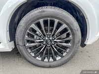 Command the road in this 2023 INFINITI QX80, a powerful SUV boasting a luxurious interior and impres... (image 9)