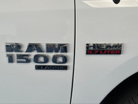 New Price! 2022 Ram 1500 Classic SLT Crew Cab HEMI V8 | No Accidents | Zacks Certified. 8-Speed Auto... (image 8)