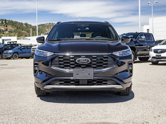 2023 Ford Escape ST-Line Select Hybrid AWD in Cars & Trucks in Kelowna - Image 3